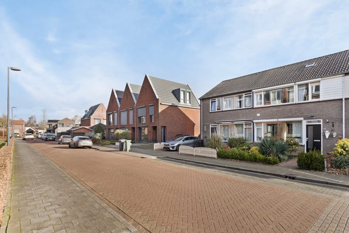 Foto 6 van Kastanjestraat 23