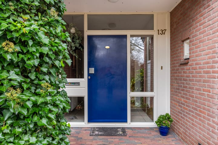 Foto 5 van Weerdslag 137