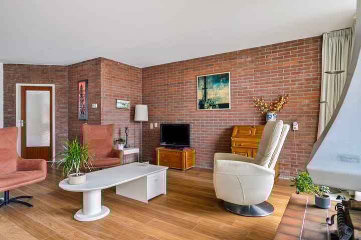 Foto 8 van Weerdslag 137