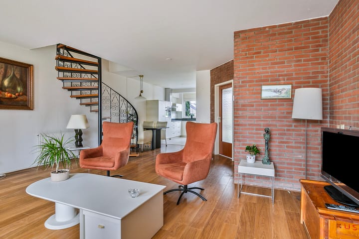 Foto 11 van Weerdslag 137