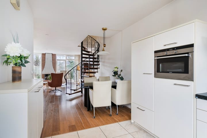 Foto 13 van Weerdslag 137