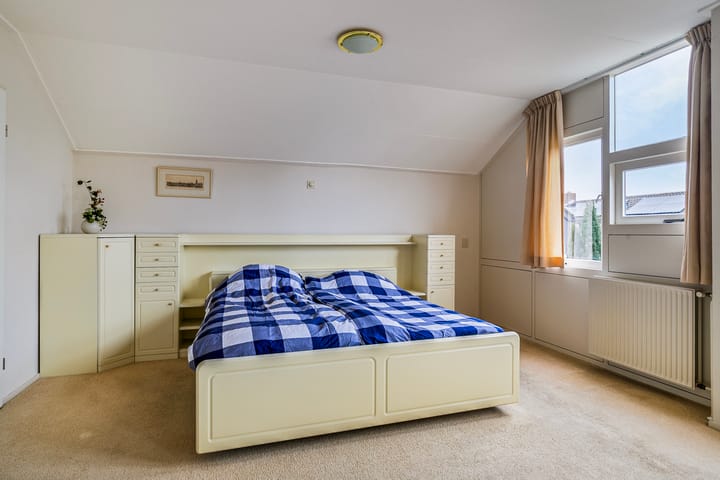 Foto 18 van Weerdslag 137