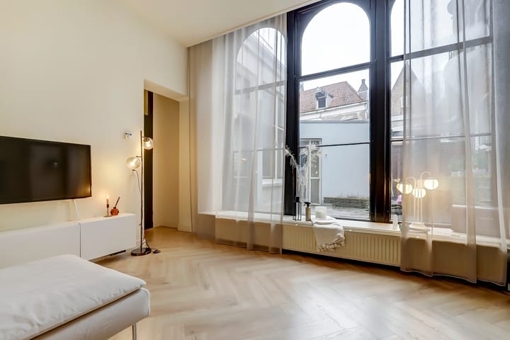 Foto 12 van Grote Overstraat 67-A