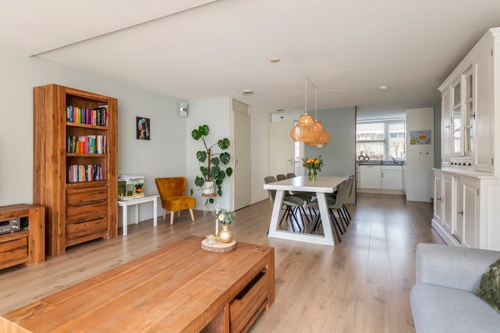 Foto 15 van Nehalenniastraat 2