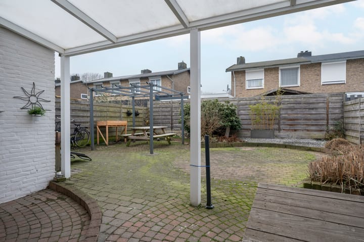 Foto 27 van Van Ostadestraat 34