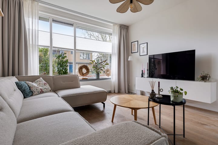 Foto 16 van Marsstraat 133