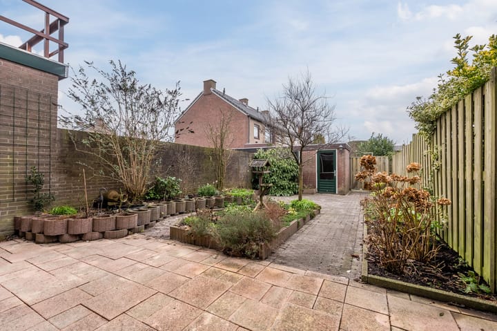 Foto 40 van Irisstraat 14