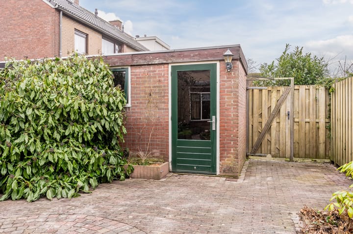 Foto 42 van Irisstraat 14