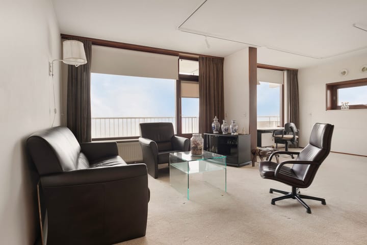 Photo 11 of Churchilllaan 1018