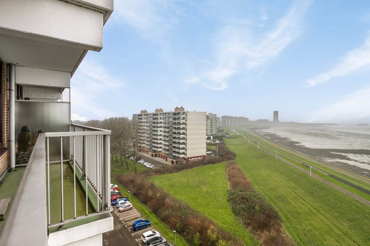 Photo 21 of Churchilllaan 1018