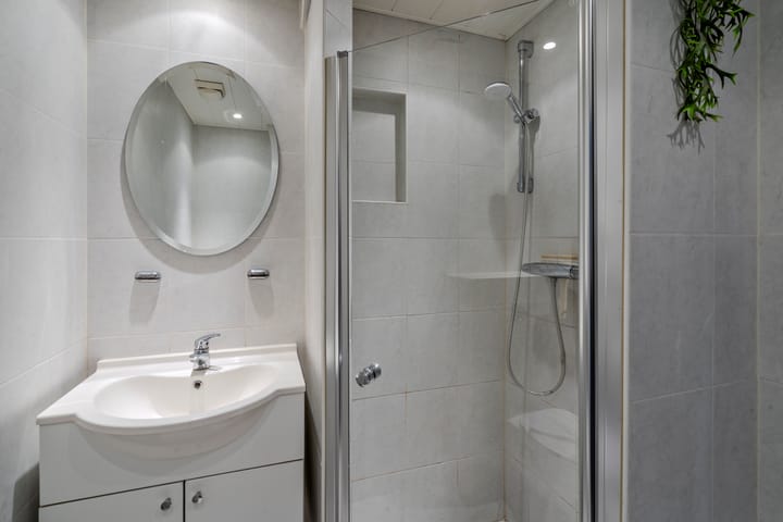 Foto 42 van Venestraat 222