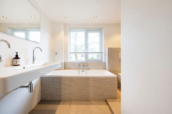 Photo 5 of Burgemeester van Grotenhuisstraat 4