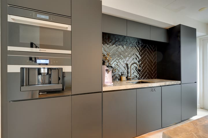 Foto 14 van Den Bommelstraat 7