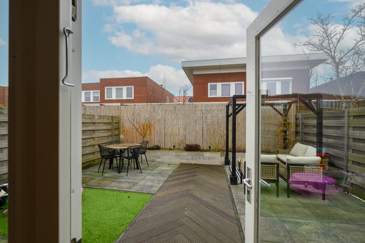 Foto 19 van Den Bommelstraat 7