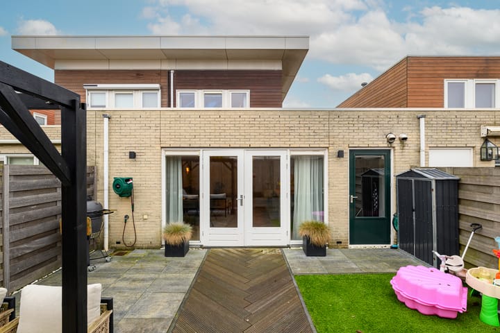 Foto 23 van Den Bommelstraat 7