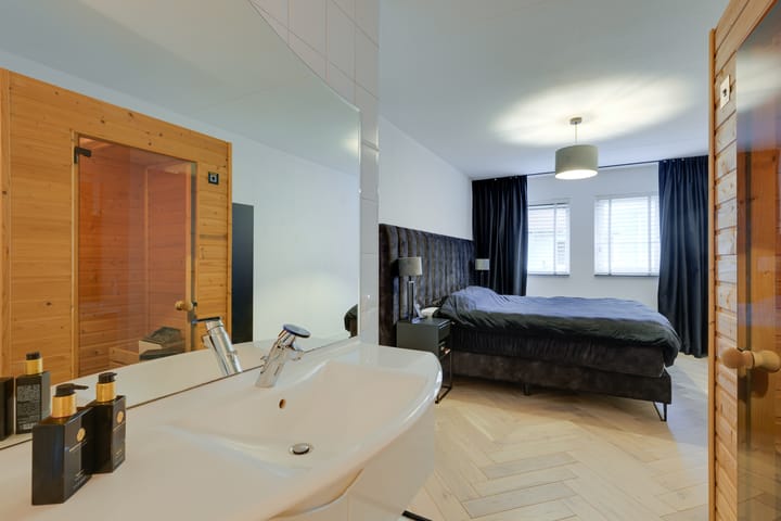 Foto 25 van Den Bommelstraat 7