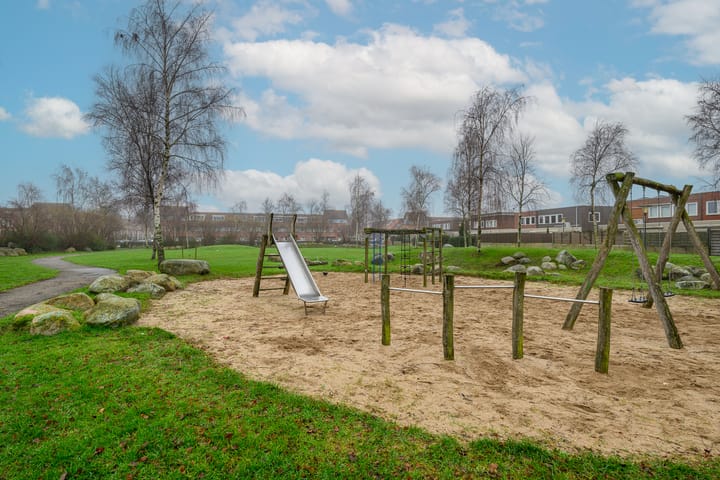 Foto 43 van Den Bommelstraat 7