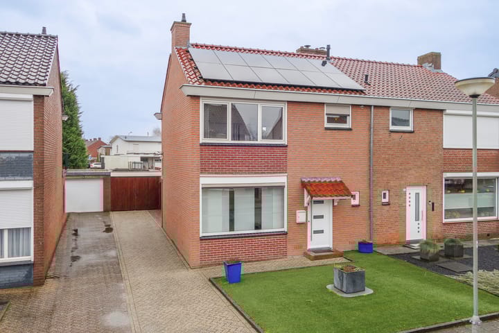 Foto 2 van Moutheuvelsweg 10