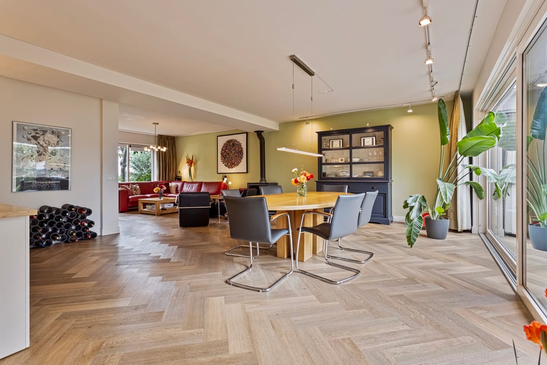 Photo 2 of Miening 37