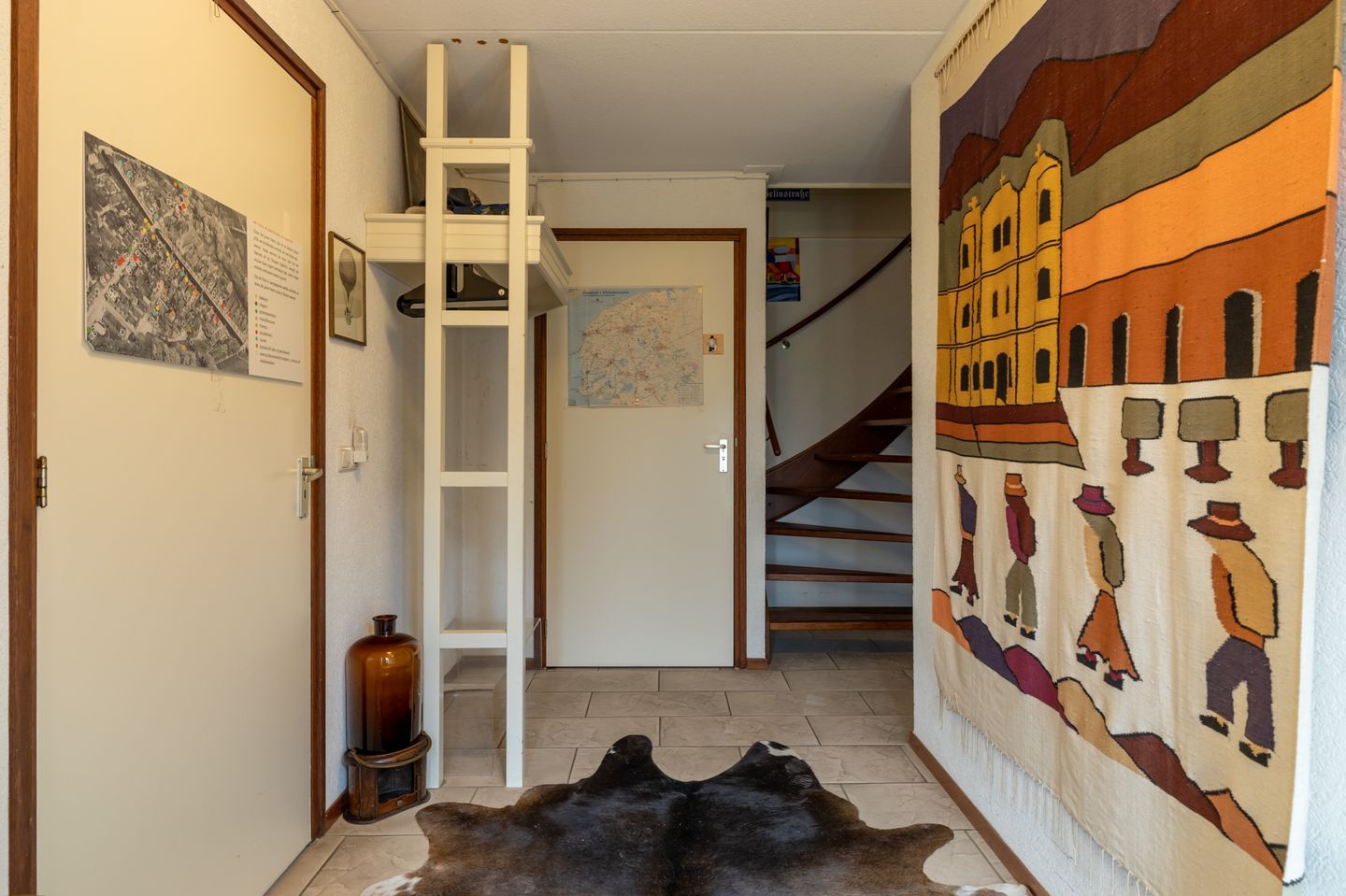 Photo 4 of It Far 32