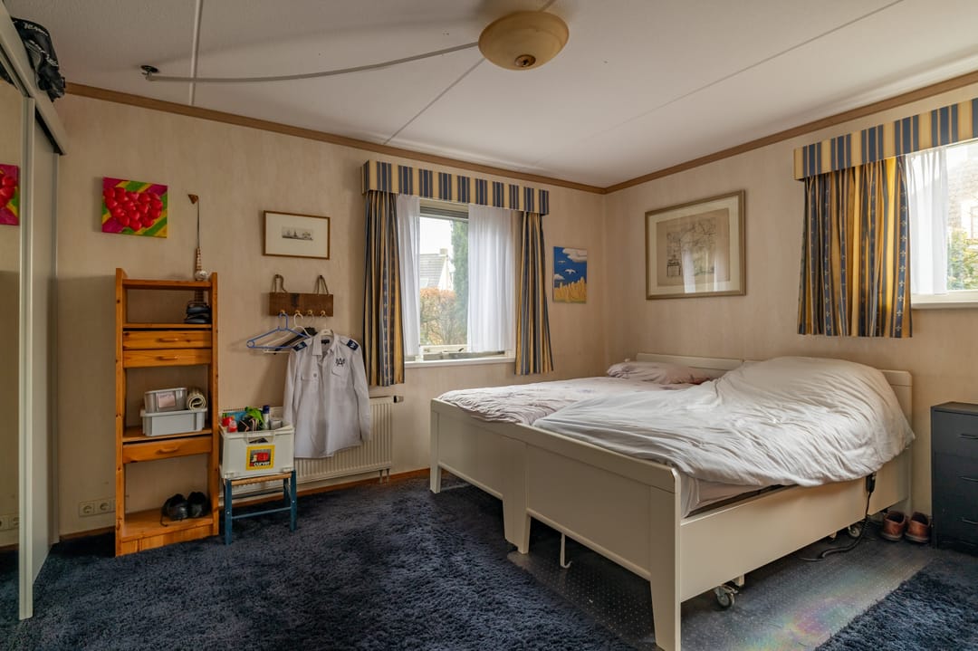 Photo 8 of It Far 32