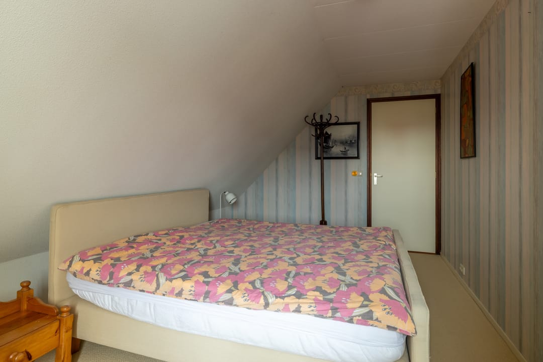 Photo 22 of It Far 32