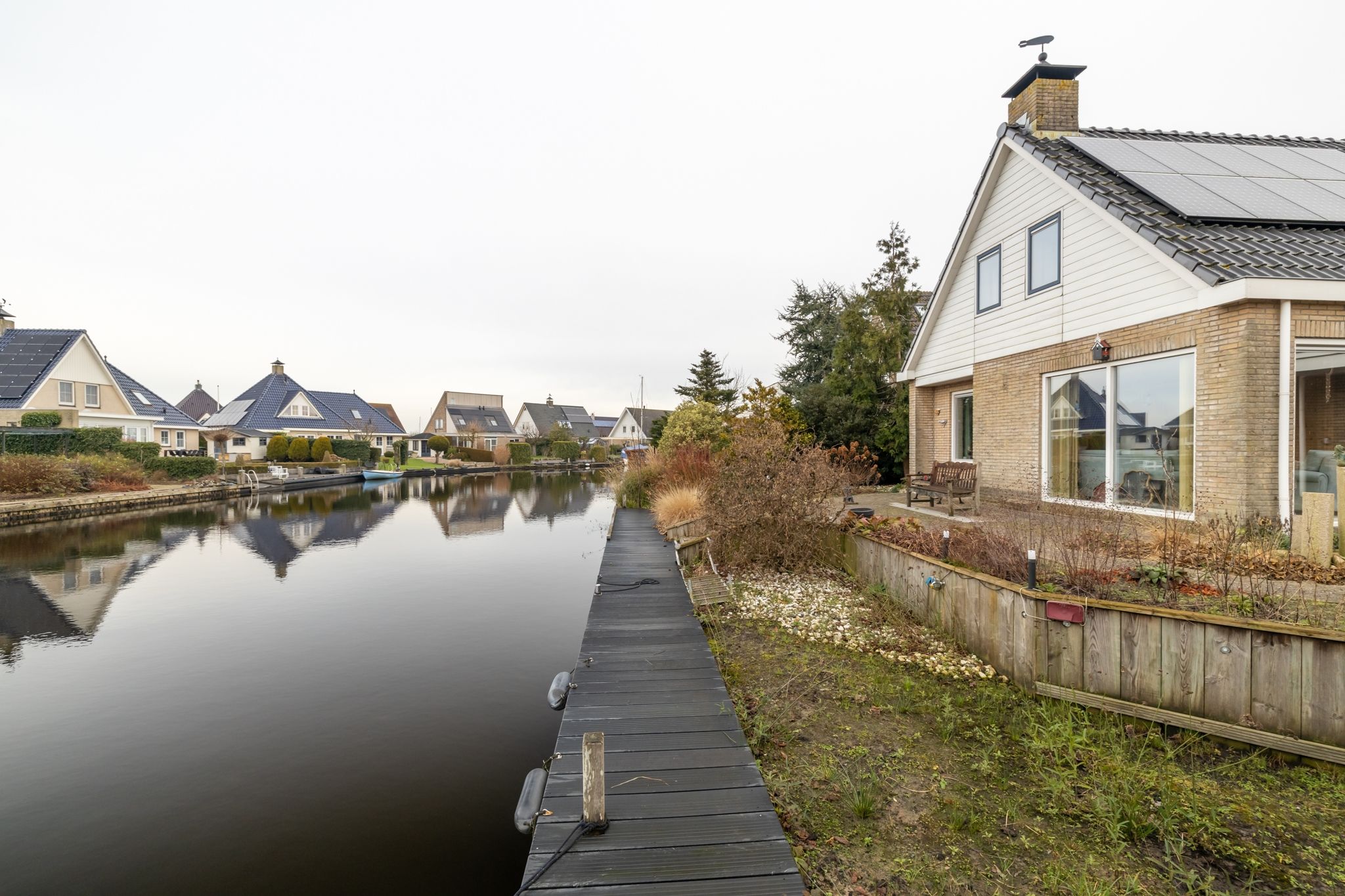 Photo 33 of It Far 32