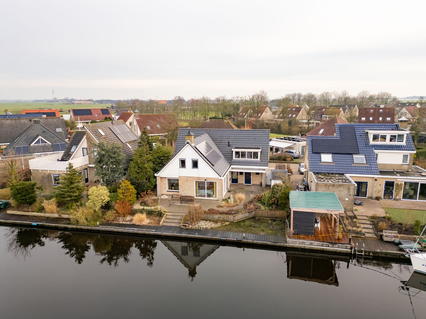 Photo 40 of It Far 32