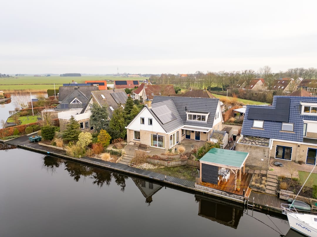 Photo 41 of It Far 32