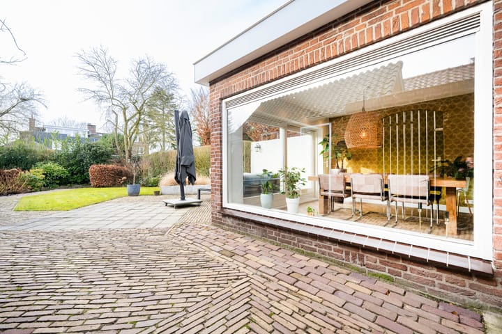 Photo 37 of Burgemeester van Grotenhuisstraat 4