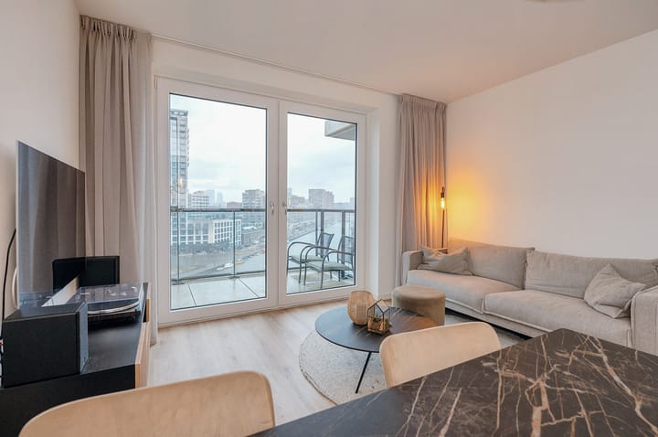 Photo 8 of Waldorpstraat 1654