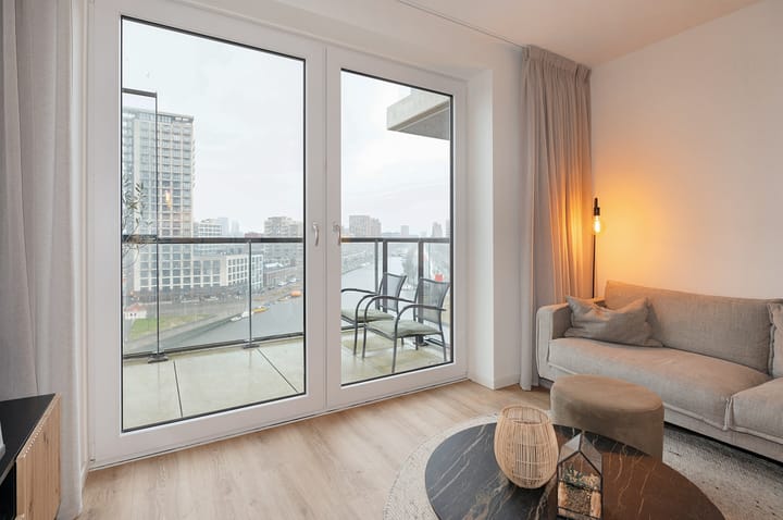 Photo 10 of Waldorpstraat 1654