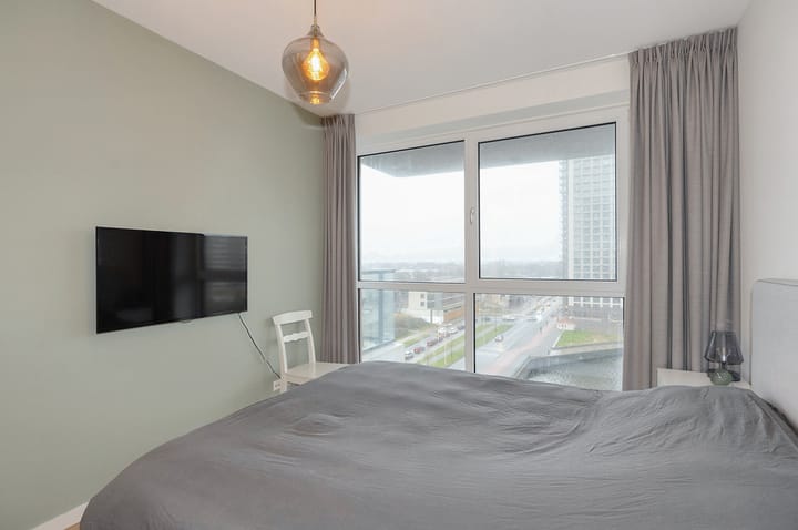 Photo 25 of Waldorpstraat 1654