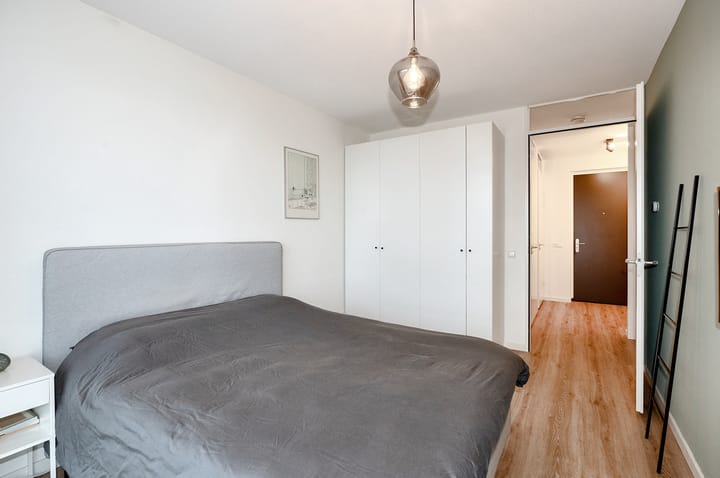 Photo 26 of Waldorpstraat 1654