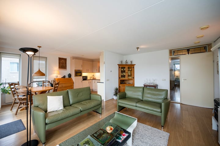 Foto 31 van Brederostraat 1-12