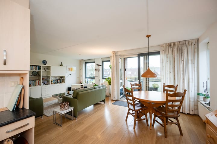 Foto 34 van Brederostraat 1-12