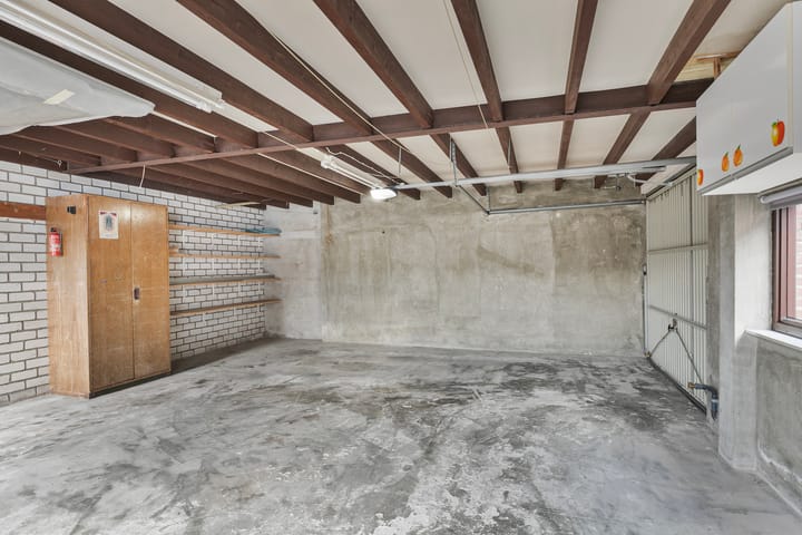 Foto 38 van Broekerstraat 27-B