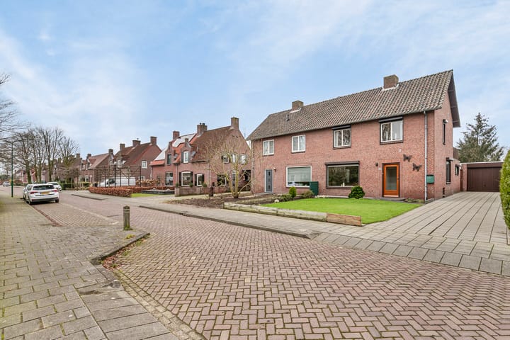 Foto 40 van Broekerstraat 27-B