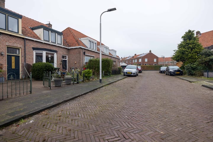 Foto 33 van Pinkstraat 10