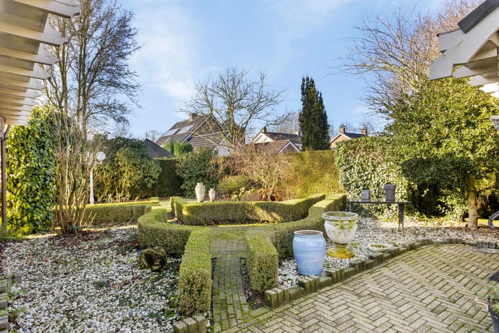 Foto 25 van Kerkhofstraat 12