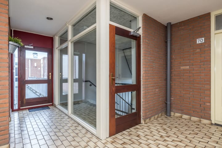 Foto 3 van Romeinenplein 64