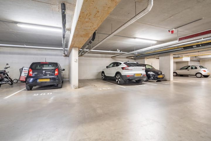 Foto 28 van Ringbaan-Zuid 182