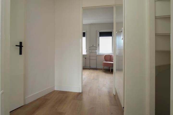 Foto 30 van De Zwanebloem 34