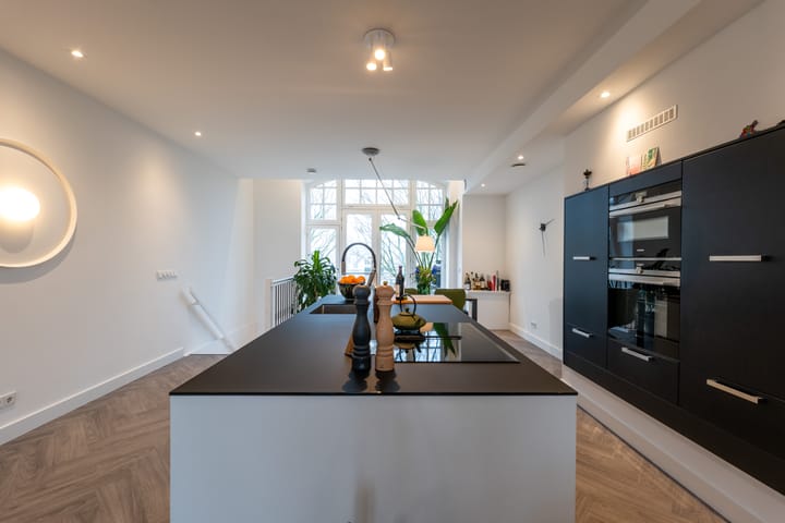 Foto 18 van Badhuislaan 15-F