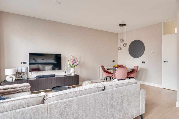 Foto 10 van Helenastraat 2-B