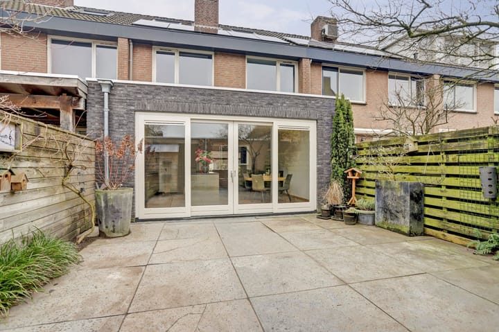 Foto 33 van Hoolstraat 44