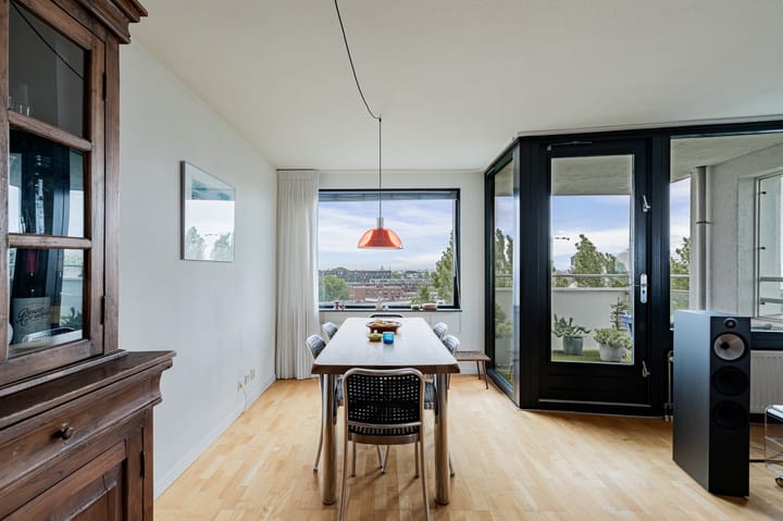 Foto 8 van C. van Eesterenlaan 366