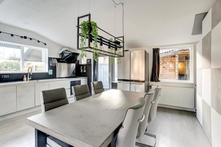 Photo 14 of Sint Odulphusstraat 1