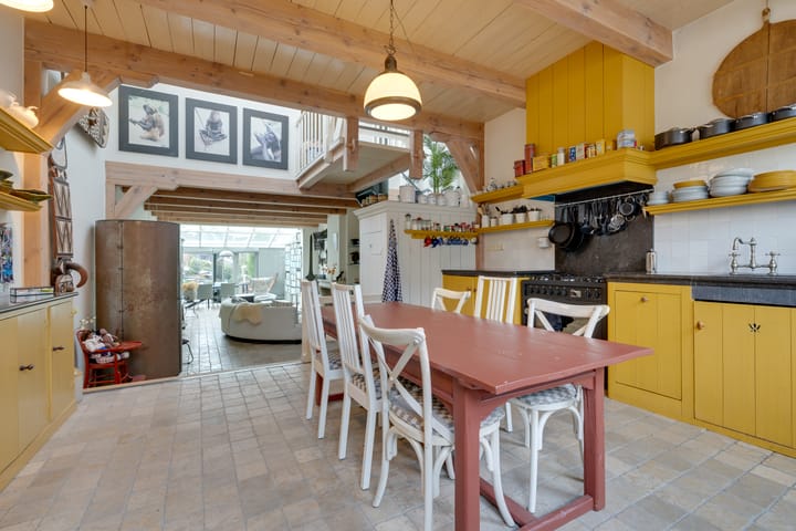 Foto 25 van Spuistraat 23