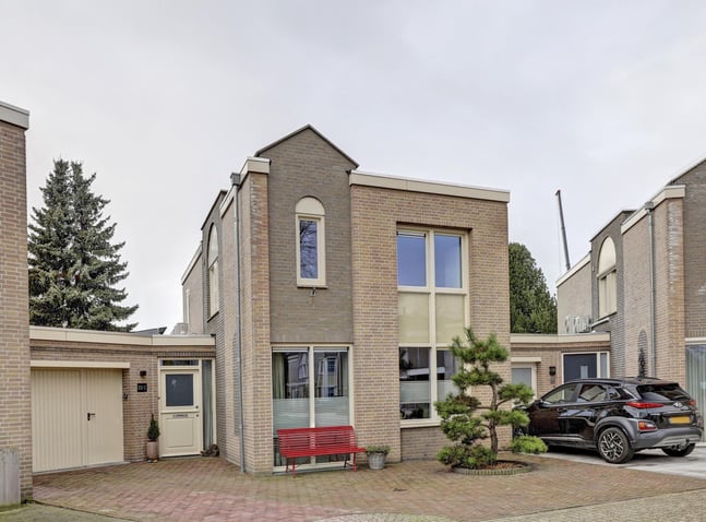 undefined main image